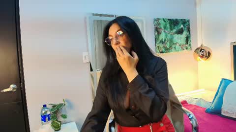 Snapshot of zuzana21 chatting on July 22, 2:09 pm Zuzana21 online show from July 22, 2:09 pm