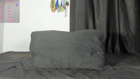 Snapshot of zyongarcia2020 chatting on November 2, 12:35 am zyon garcia online show from November 2, 12:35 am