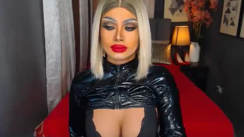 Snapshot of zyradom chatting on December 3, 5:12 pm zyradom online show from December 3, 5:12 pm