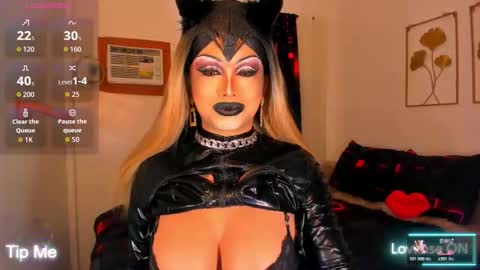 Snapshot of zyradom chatting on November 23, 10:04 am zyradom online show from November 23, 10:04 am