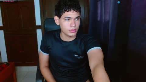 Snapshot of zyrosxk chatting on June 26, 1:48 pm antonio felipe online show from June 26, 1:48 pm