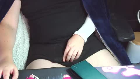 Snapshot of zzz1111230776 chatting on October 24, 10:22 am zzz1111230776 online show from October 24, 10:22 am