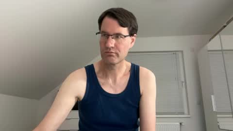 zzz123_cam online show from May 2, 3:28 pm