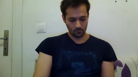 Snapshot of zzzzzzz41 chatting on December 13, 1:01 pm zzzzzzz41 online show from December 13, 1:01 pm