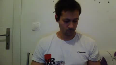 Snapshot of zzzzzzz41 chatting on December 21, 4:57 pm zzzzzzz41 online show from December 21, 4:57 pm