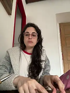 Lunaabbey online show from May 11, 5:13 am