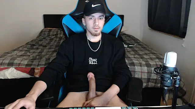 Snapshot of AlbanerYaro45 chatting on February 11, 7:59 pm AlbanerYaro45 online show from February 11, 7:59 pm