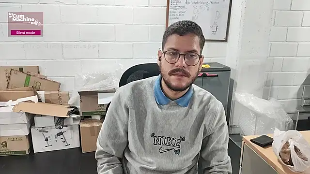 AndyHepburn online show from October 10, 1:32 pm