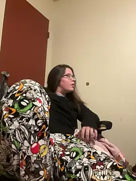 Snapshot of LacieStar chatting on December 5, 3:37 am LacieStar online show from December 5, 3:37 am