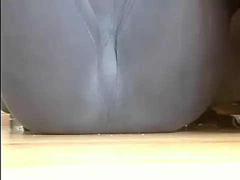 Snapshot of Squirtlady38 chatting on January 23, 11:37 am Squirtlady38 online show from January 23, 11:37 am