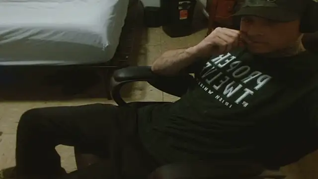 Snapshot of DADDY_KANE8--- chatting on July 2, 7:42 pm DADDY KANE8--- online show from July 2, 7:42 pm