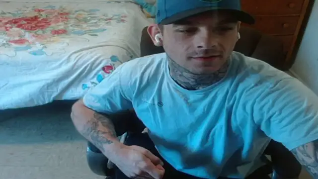 Snapshot of DADDY_KANE8--- chatting on July 8, 3:27 pm DADDY KANE8--- online show from July 8, 3:27 pm