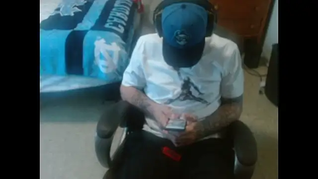 Snapshot of DADDY_KANE8--- chatting on July 17, 6:35 pm DADDY KANE8--- online show from July 17, 6:35 pm