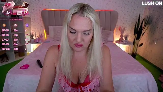 MissyMartinez online show from June 26, 3:49 pm