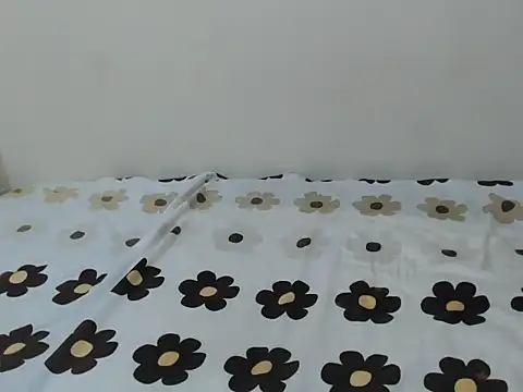 queen  ebony online show from November 9, 6:39 pm