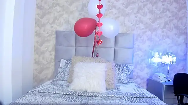 elizabeth coleman online show from March 1, 9:15 pm