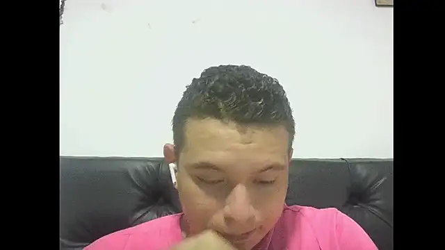 mons41 online show from May 26, 11:23 pm