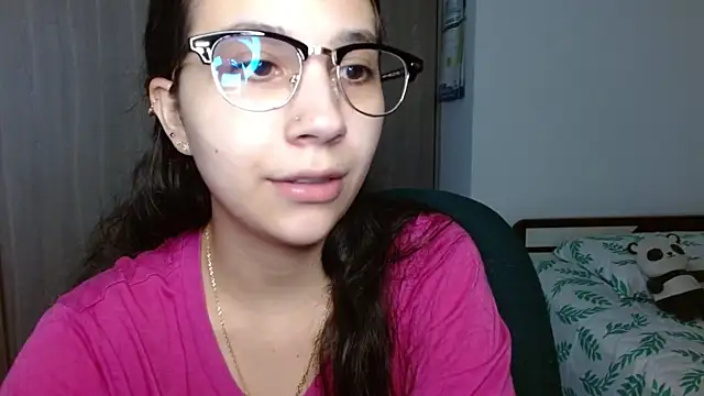 Snapshot of mia__lopez_ chatting on December 5, 2:31 am mia lopez online show from December 5, 2:31 am