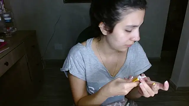 Snapshot of mia__lopez_ chatting on June 30, 4:13 am mia lopez online show from June 30, 4:13 am