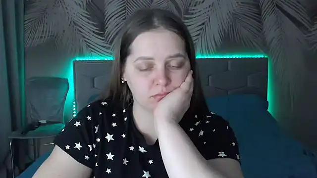 Snapshot of uliastar chatting on February 15, 10:11 am uliastar online show from February 15, 10:11 am