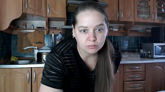 Snapshot of uliastar chatting on October 26, 6:41 am uliastar online show from October 26, 6:41 am