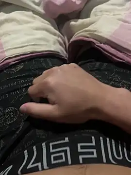 Snapshot of Diego23es chatting on October 5, 4:44 am Diego23es online show from October 5, 4:44 am