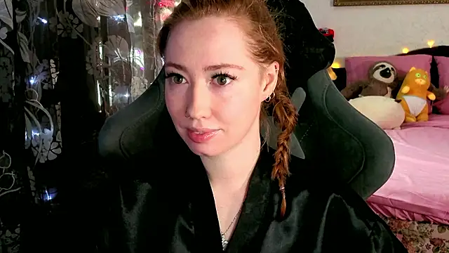 TinaBrook online show from March 2, 4:47 am