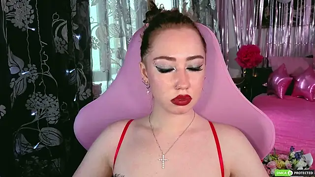 Snapshot of TinaBrook chatting on June 23, 5:38 am TinaBrook online show from June 23, 5:38 am
