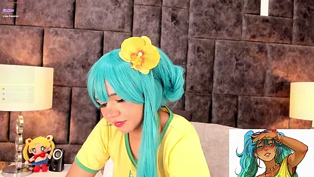 Snapshot of Petit-Rosse chatting on December 3, 8:28 pm Petit-Rosse online show from December 3, 8:28 pm