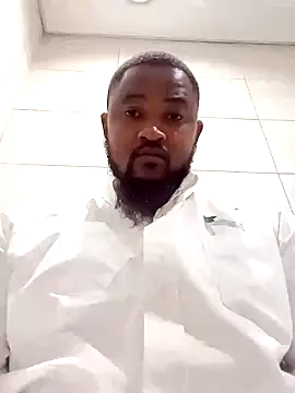 Snapshot of douksm chatting on February 3, 8:46 am douksm online show from February 3, 8:46 am