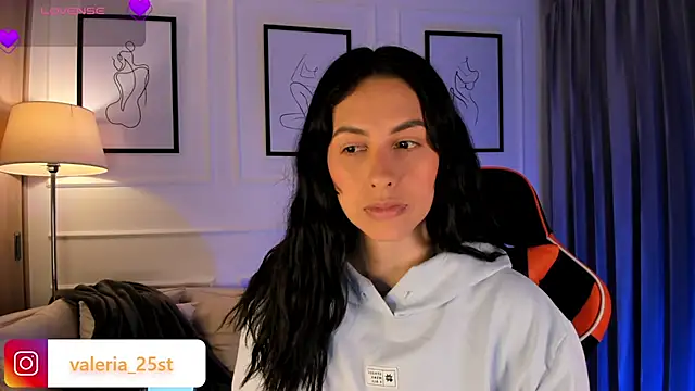 Snapshot of valeriia25_ chatting on March 12, 11:42 am valeriia25 online show from March 12, 11:42 am
