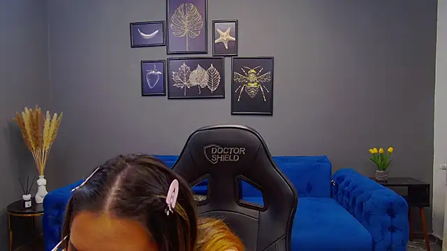 Katewalker  online show from January 17, 9:06 pm