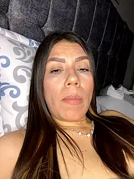 martina contreras online show from January 18, 2:04 am