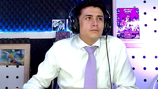 Snapshot of Darko0717 chatting on January 22, 8:06 pm Darko0717 online show from January 22, 8:06 pm