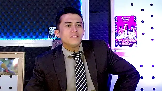 Snapshot of Darko0717 chatting on January 27, 5:15 pm Darko0717 online show from January 27, 5:15 pm