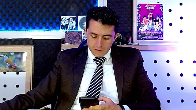 Snapshot of Darko0717 chatting on January 30, 2:58 pm Darko0717 online show from January 30, 2:58 pm