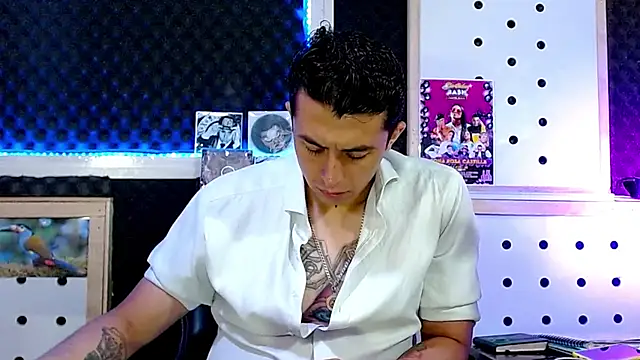 Snapshot of Darko0717 chatting on February 5, 4:14 pm Darko0717 online show from February 5, 4:14 pm