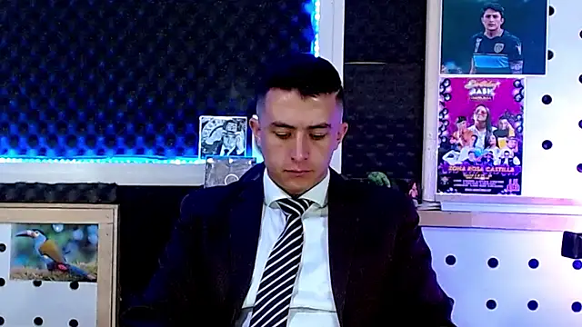 Snapshot of Darko0717 chatting on February 7, 6:34 pm Darko0717 online show from February 7, 6:34 pm