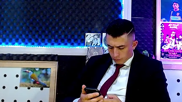 Snapshot of Darko0717 chatting on February 9, 3:45 pm Darko0717 online show from February 9, 3:45 pm