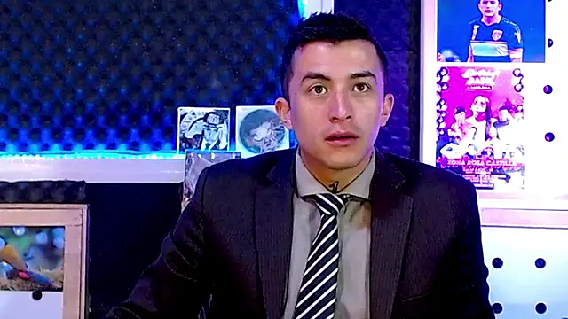 Snapshot of Darko0717 chatting on February 22, 10:40 am Darko0717 online show from February 22, 10:40 am