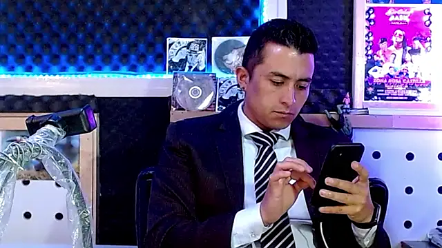 Snapshot of Darko0717 chatting on March 3, 2:59 pm Darko0717 online show from March 3, 2:59 pm