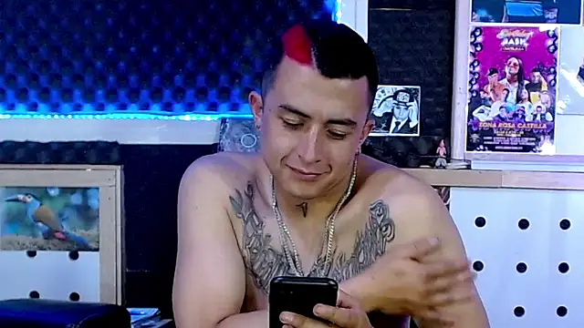 Snapshot of Darko0717 chatting on March 20, 11:56 pm Darko0717 online show from March 20, 11:56 pm
