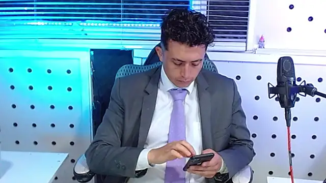 Snapshot of Darko0717 chatting on September 9, 11:32 am Darko0717 online show from September 9, 11:32 am