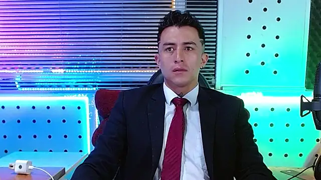Darko0717 online show from June 6, 11:48 am