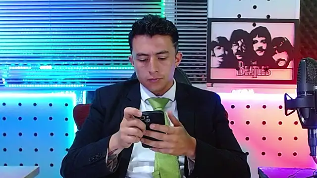 Darko0717 online show from June 15, 11:56 am