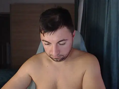 HankMalone online show from August 2, 2:54 am