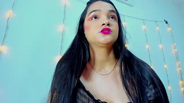monica little23 online show from June 25, 7:29 pm