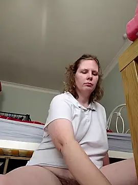 xxSexyBushLinnxx online show from March 5, 11:38 am