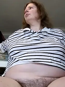 xxSexyBushLinnxx online show from January 13, 1:16 pm