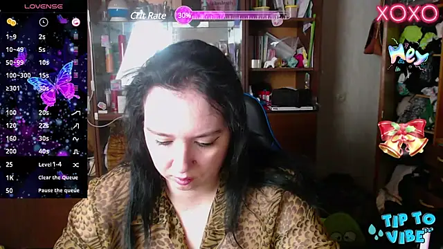 Snapshot of LeonaHarrison chatting on December 12, 10:34 am LeonaHarrison online show from December 12, 10:34 am